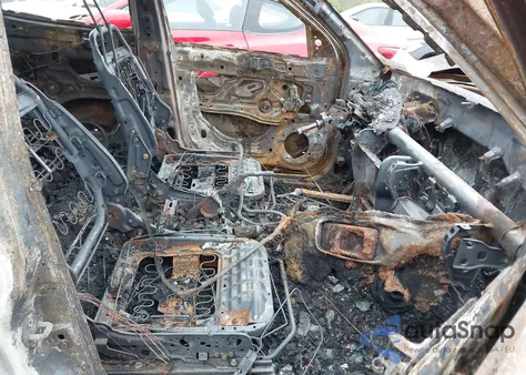 2005 Hyundai Santa Fe Gls z USA, uszkodzony, nr VIN KM8SC13D75U885569